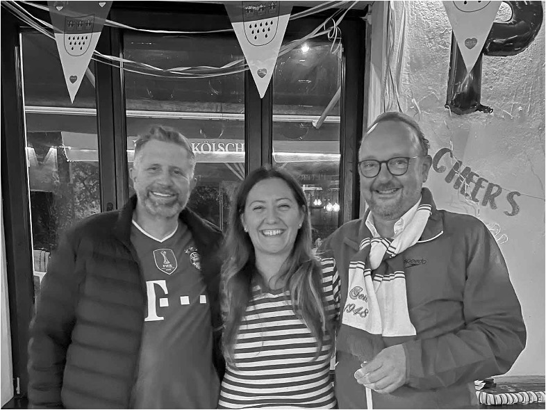 Das Team von Petershagen Communications.