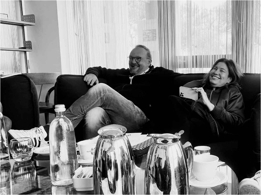 Das Team von Petershagen Communications.